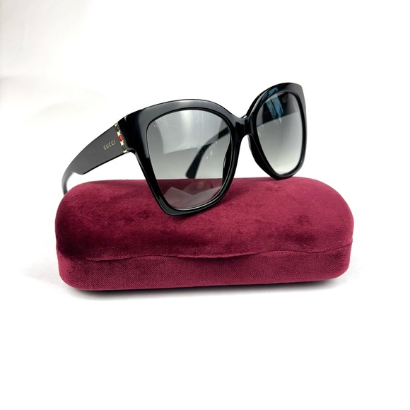 Gucci GG0459S Oversized Sunglasses Black NWOT Full Set Case Cloth Authentic